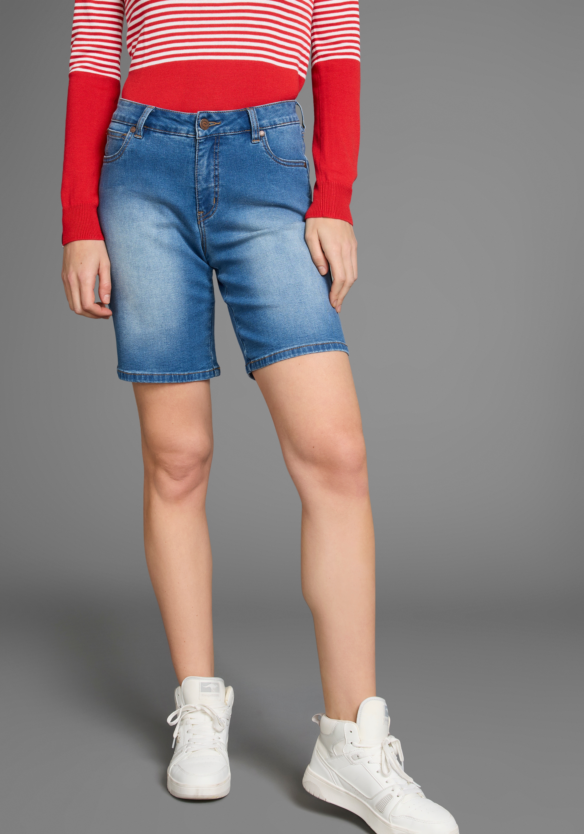 Jeansbermudas KANGAROOS, Damen, Gr. 44, N-Gr, blau (blau used), Denim/Jeans, Obermaterial: 80% Baumwolle, 18% Polyester, 2% Elasthan, kurz, Jeans, High Waist