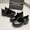 Lackleder High Heels Mary Jane Schuhe Damen Japanischer Stil Knöchelschnalle Plateaupumps Frau Punk JK Uniform Lolita Schuhe 43