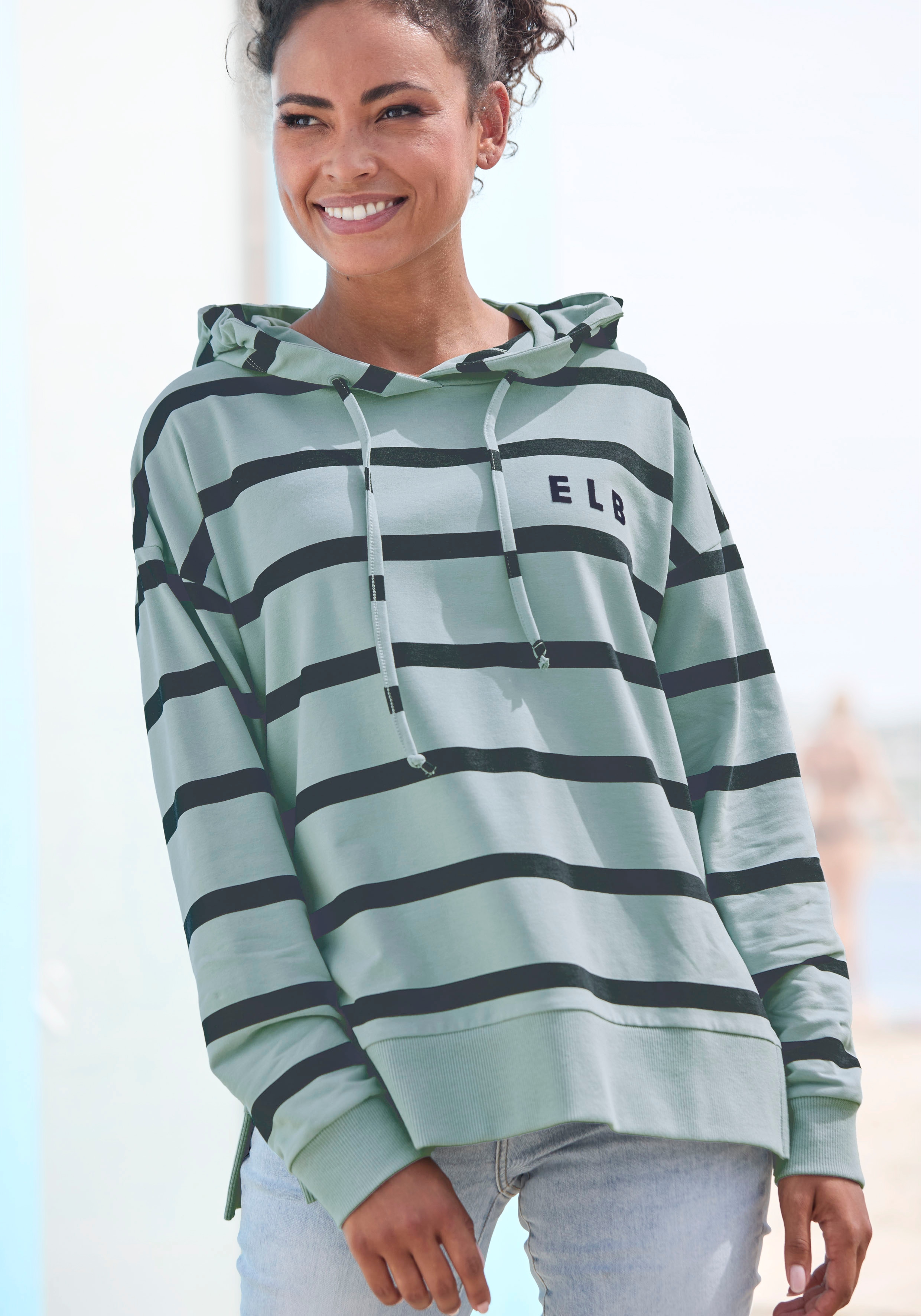 Kapuzensweatshirt ELBSAND, Damen, Gr. M (38), blau (blau, marine), Sweatware, Obermaterial: 95% Baumwolle, 5% Elasthan, gestreift, figurumspielend hüftbedeckend, Rippbündchen, Sweatshirts, mit Logoprint