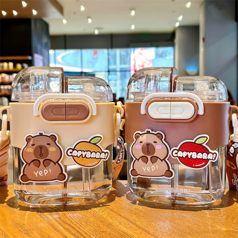 kapibara 600ml cartone animato doppia bevanda sub-magazzino bottiglia d'acqua in plastica per bambini Capibara studente estivo in plastica portatile per esterni