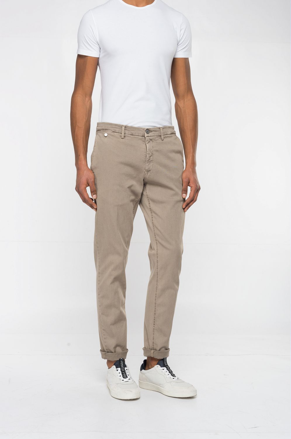 Chinohose REPLAY "Benni Regular Slim", Herren, Gr. 34, Länge 32, beige (sand), Web, Obermaterial: 91% Baumwolle, 6% Elastomultiester, 3% Elasthan, regular fit lang, Hosen Chinohose
