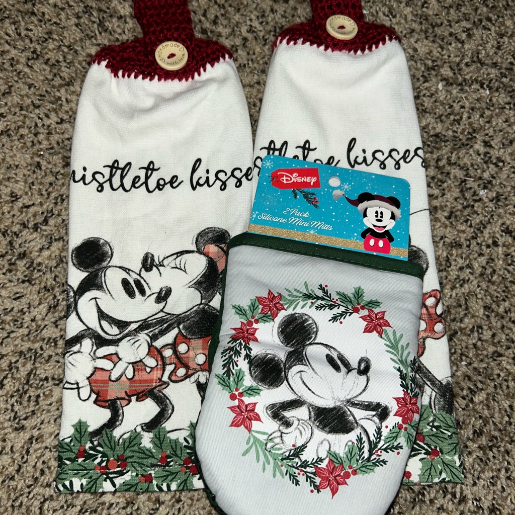 Disney Kitchen | Disney Mickey Mouse Holiday Kitchen Set | Color: Red/White | Size: Os