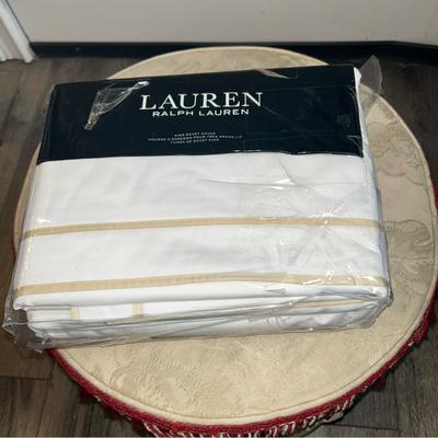Ralph Lauren Bedding | Lauren Ralph Lauren King Duvet White Cover With Beige Contrast Binding | Color: White | Size: King