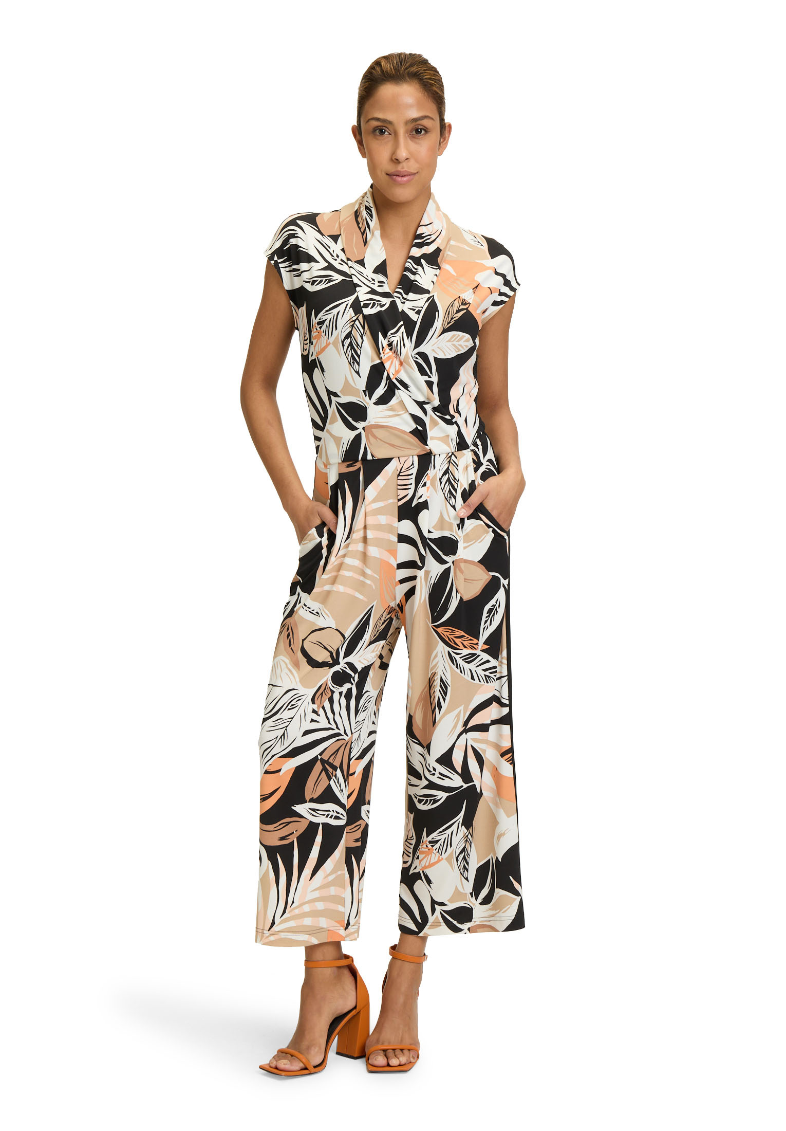 Overall BETTY BARCLAY "Damen Jumpsuit mit Eingrifftaschen", Damen, Gr. 40, schwarz (schwarz, braun), Jersey, Obermaterial: 95% Polyester, 5% Elasthan. Besatz: 94% Polyester, 6% Elasthan., figurumspielend, Overalls, Form Image