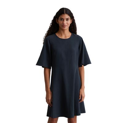 Midikleid MARC O'POLO "aus TENCEL™ Lyocell-Leinen-Mix", Damen, Gr. 36, Normalgrößen, muted blau, Obermaterial: 90% Lyocell, 10% Leinen; Futter: 100% Nicht verfügbar, unifarben, weit kurz, Rundhals, Kurzarm, Kleider Image