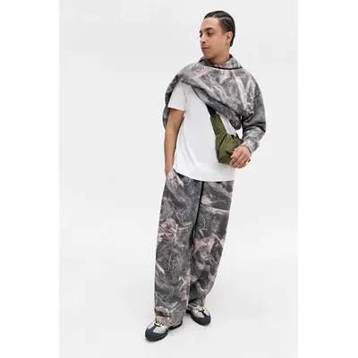 BDG Zax Realtree Joggers S at Urban Outfitters