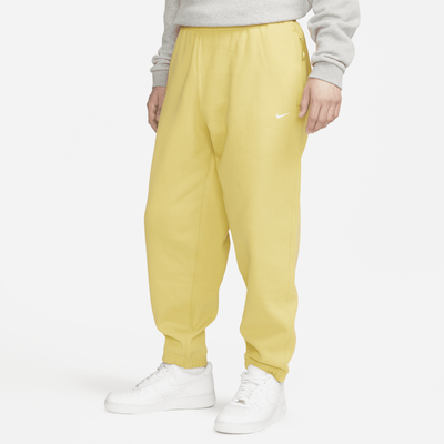 Nike Solo Swoosh Men's Fleece Trousers - Yellow - Cotton/Polyester