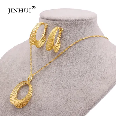 Necklaces+Pendants