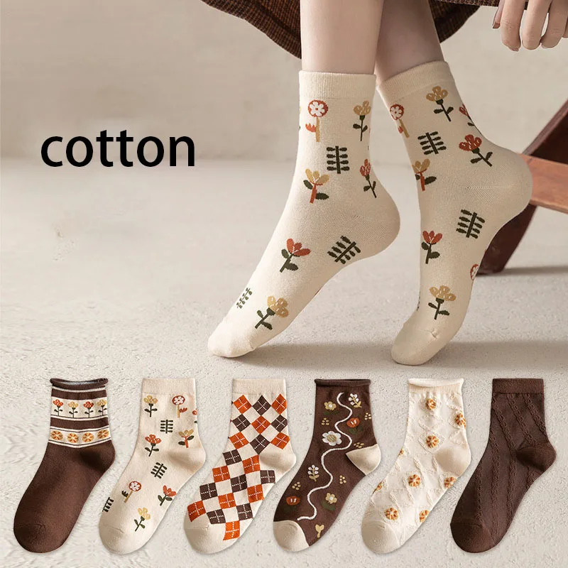 Frauen Herbst Winter Socken Mid-rohr Socken Baumwolle Socken Lange Röhre Socken Dochte Schweiß Mond Socke Mode Socken dicke Socke Großhandel