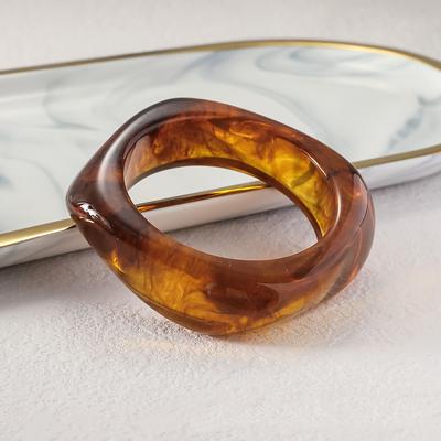TEMU Elegant Gradient Resin Square Geometric Coffee-colored Bracelet - Unique Wide Band, Colorful Retro Design For Women, & Evening Parties Image