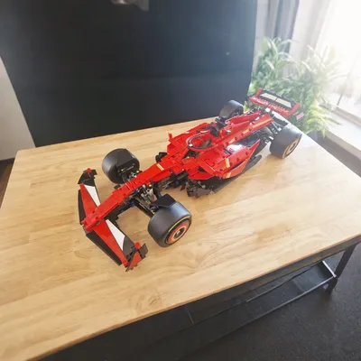 1300 + PCS Sportwagen F1 Rot SF-24 Rennfahrzeug Ferraried Speed Champion Technische Blöcke Modell Image