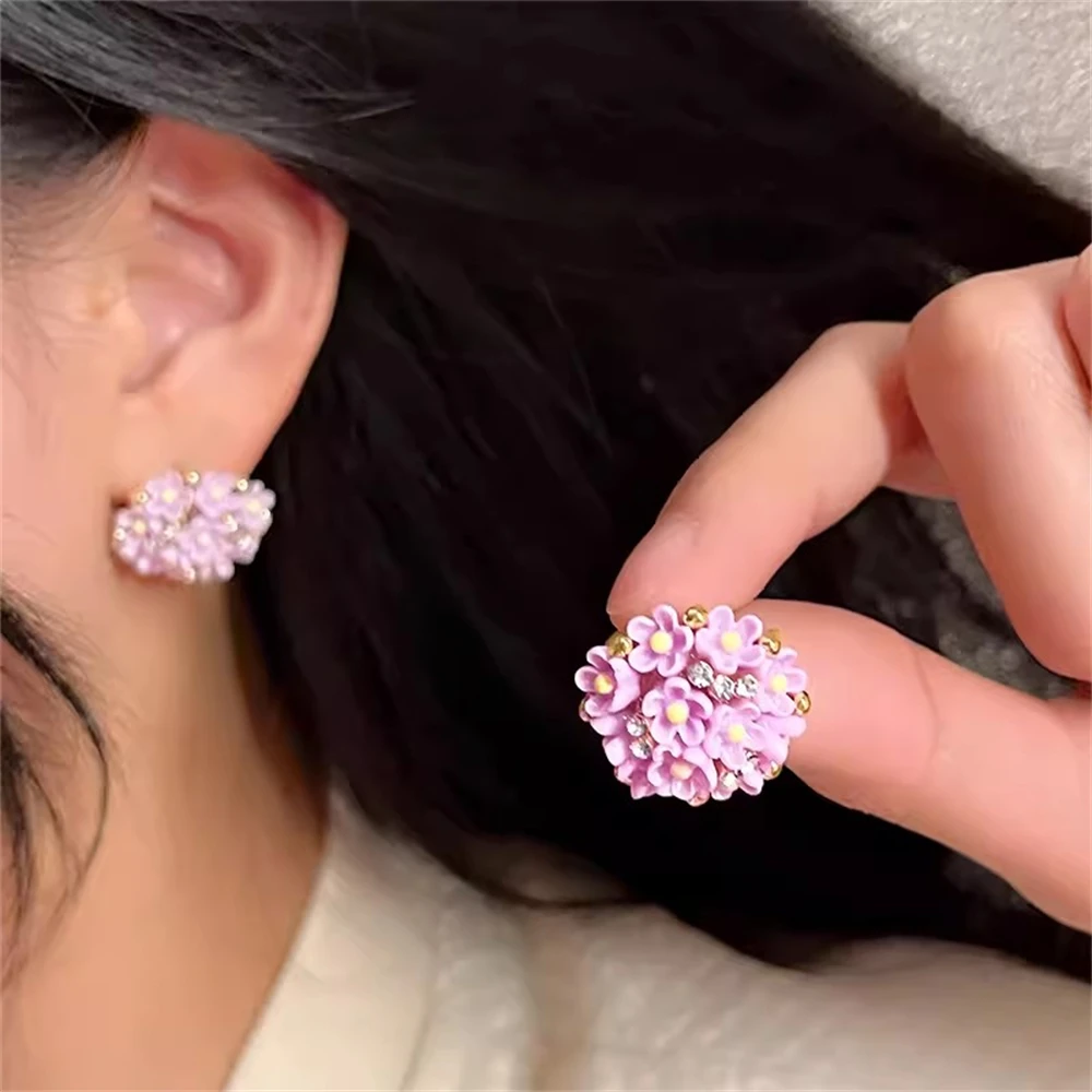 Süße lila Blumen ohrringe für Frauen leichte Luxus Temperament Kristall Hortensie Blume Ohr stecker Mode eleganten Schmuck Image