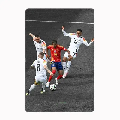 Laminiertes Yamal Art Football Sport Player Retro Poster Metallschild Benutzerdefinierte Garage Image