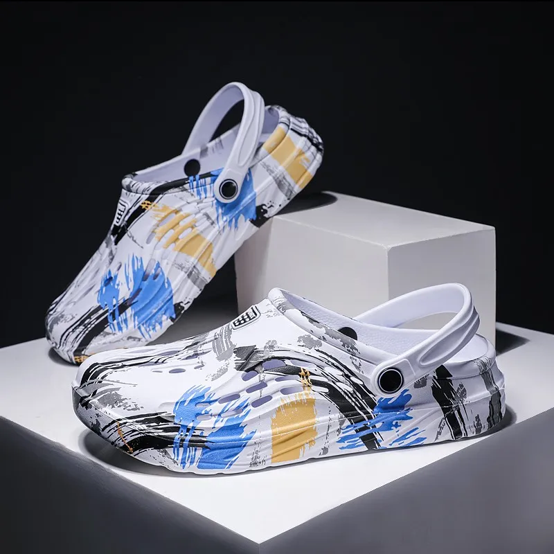 Männer Clogs Graffiti Sandalen Sommer Garten Schuhe Flache Sandalen Männer Strand Anti-skid Hausschuhe Männer Casual Schuhe Große Größe 47 48 49