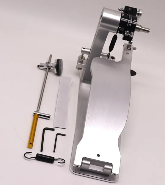 Direktantrieb des 25-Zoll-Longboard-Doppelpedals per CNC Image