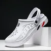 Sommer Männer Sandalen Licht EVA männer Casual Schuhe Loch Schuhe Clogs Liebhaber Hause Garten Im