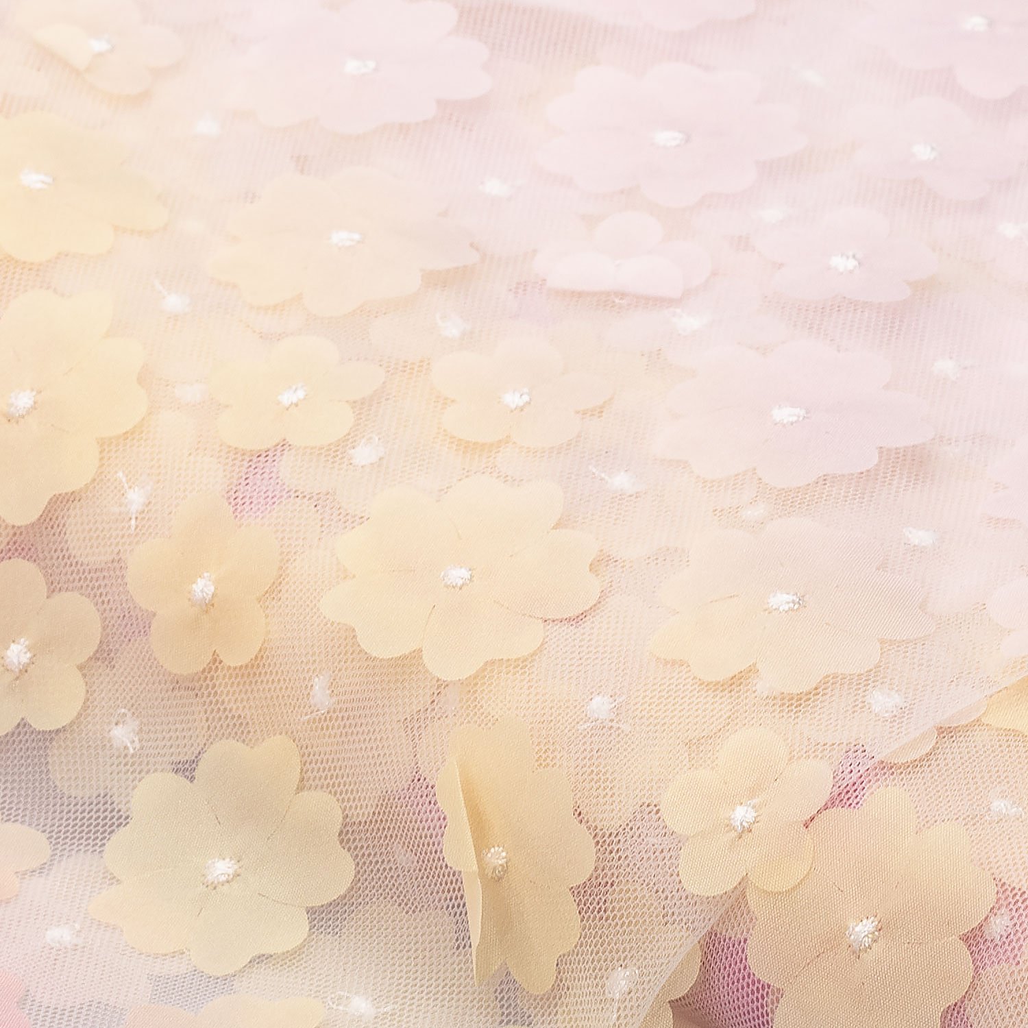 Tissu tulle fin "fleurs en 3D", blanc/coloré