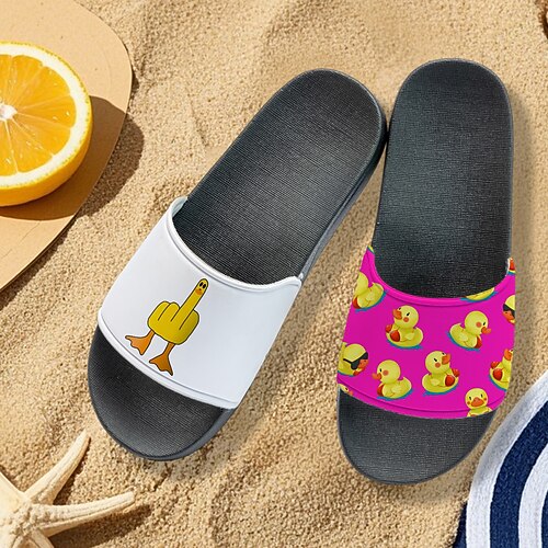 Herren-Sandalen mit Enten-Print – entspannter und cooler Style für Männer bei sommerlichen Strandausflügen, Grillabenden und zwanglosen Treffen im Freien Image