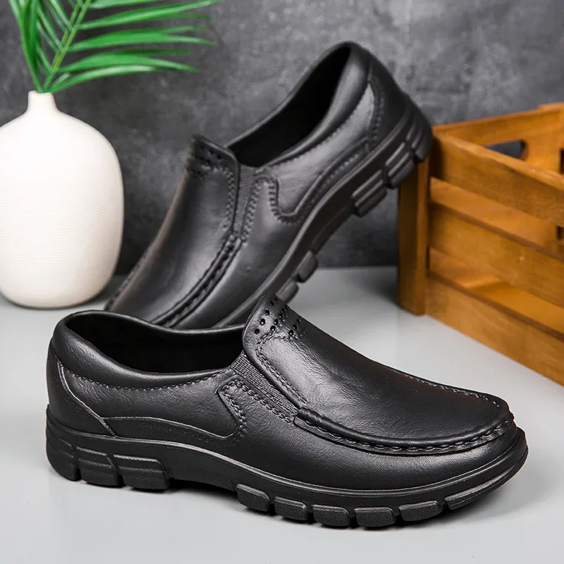 Mode Anti Slip Männer Chef Schuhe Weiche Casual schuhe Öl Beständig Komfortable Eva Herren Arbeit schuhe Slip auf Mann Fahren Schuhe