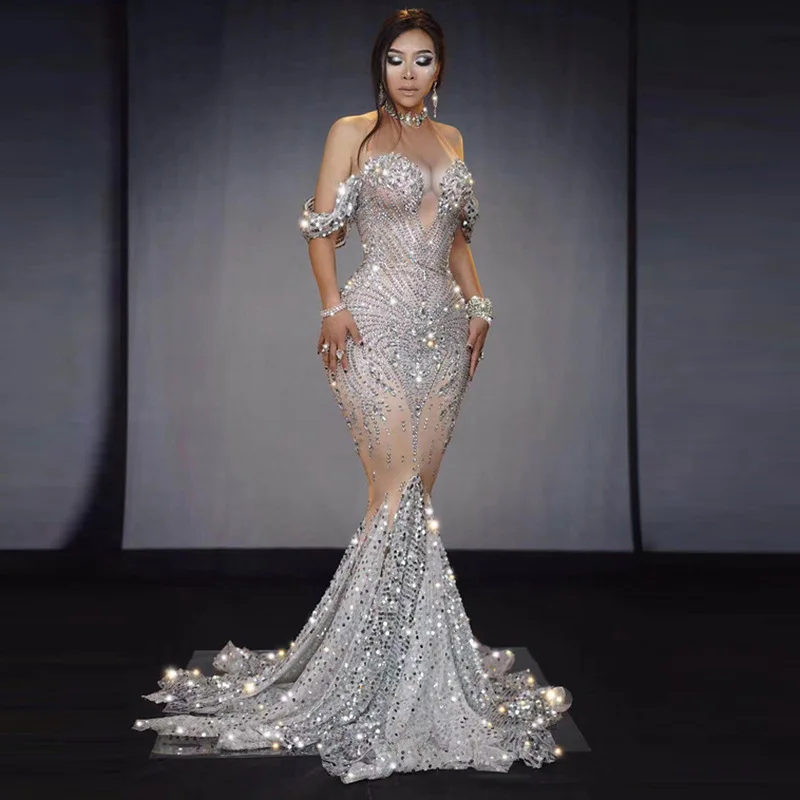 2026 Beliebtes Elegantes Fischnetz-Kleid mit Glitzernden Kristallpailletten, Schulterfreies Hochzeitskleid für Damen, Party- und Hochzeitskleider Image