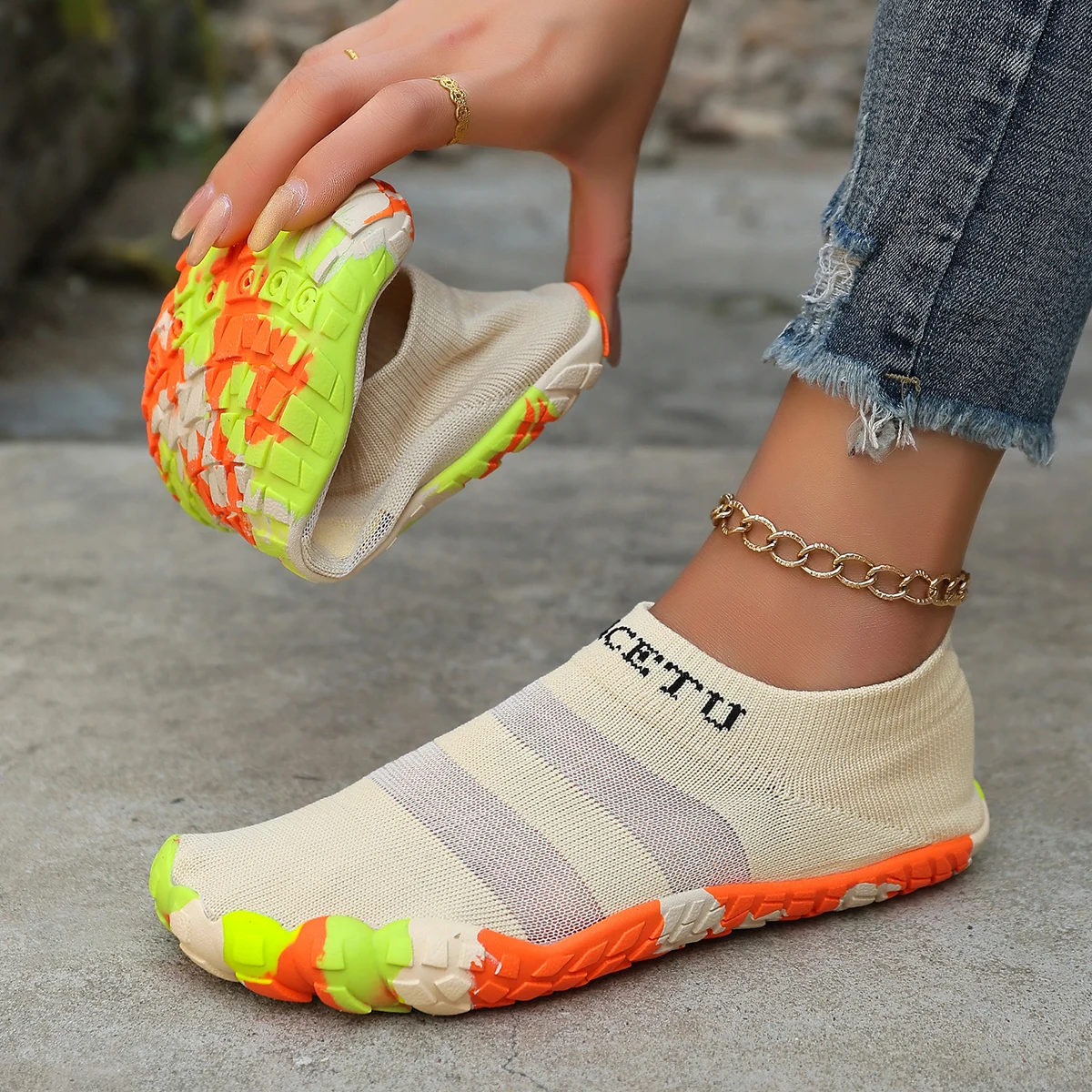 2025 Outdoor River Tracing Schuhe Herren und Damen Strandschwimmschuhe Schnelltrocknende Watschuhe Indoor Fitness Schuhe Wanderschuhe Socken Schuhe