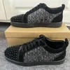 Samt Low Spikes Herren flache Schuhe schwarze Gummis ohle Schnür nieten runde Zehen Freizeit Turnschuhe Größe 46 echtes Foto