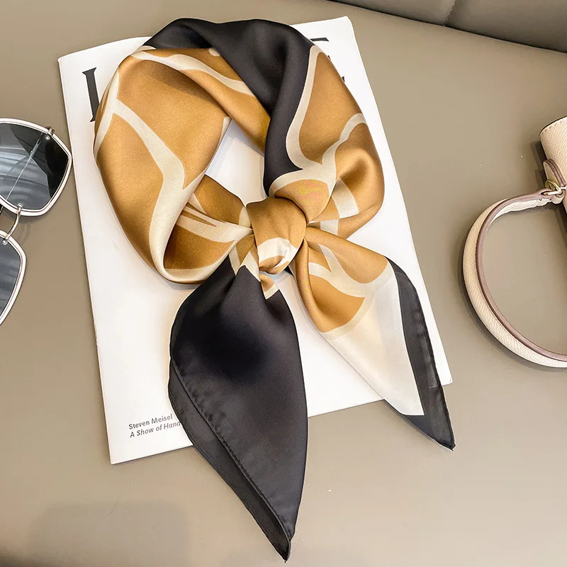 1 Stück 70 cm rosa Blumen-Seidenschal für Damen, künstliche Seide, frische und elegante, vielseitige Kopfbedeckung, Kleidung, Taschen und quadratischer Schal Image