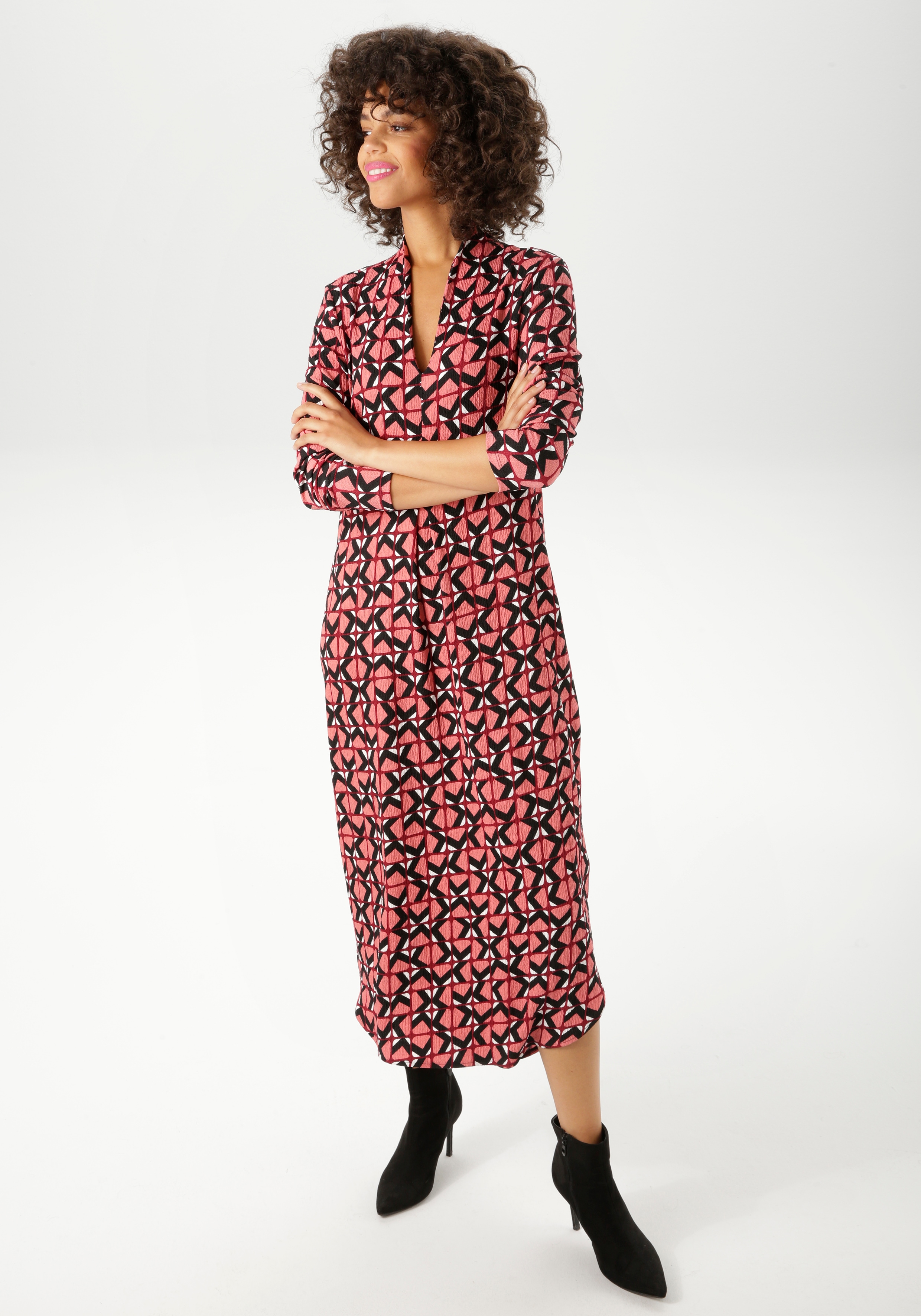 Midikleid ANISTON CASUAL, Damen, Gr. 46, N-Gr, rot (beere, schwar, bordeaux, weiß), Crêpe, Obermaterial: 98% Polyester, 2% Elasthan, bedruckt, gemustert, lässig geschnitten Midi, V-Ausschnitt, Kleider Midikleid, mit grafischem Retro-Muster - jedes...