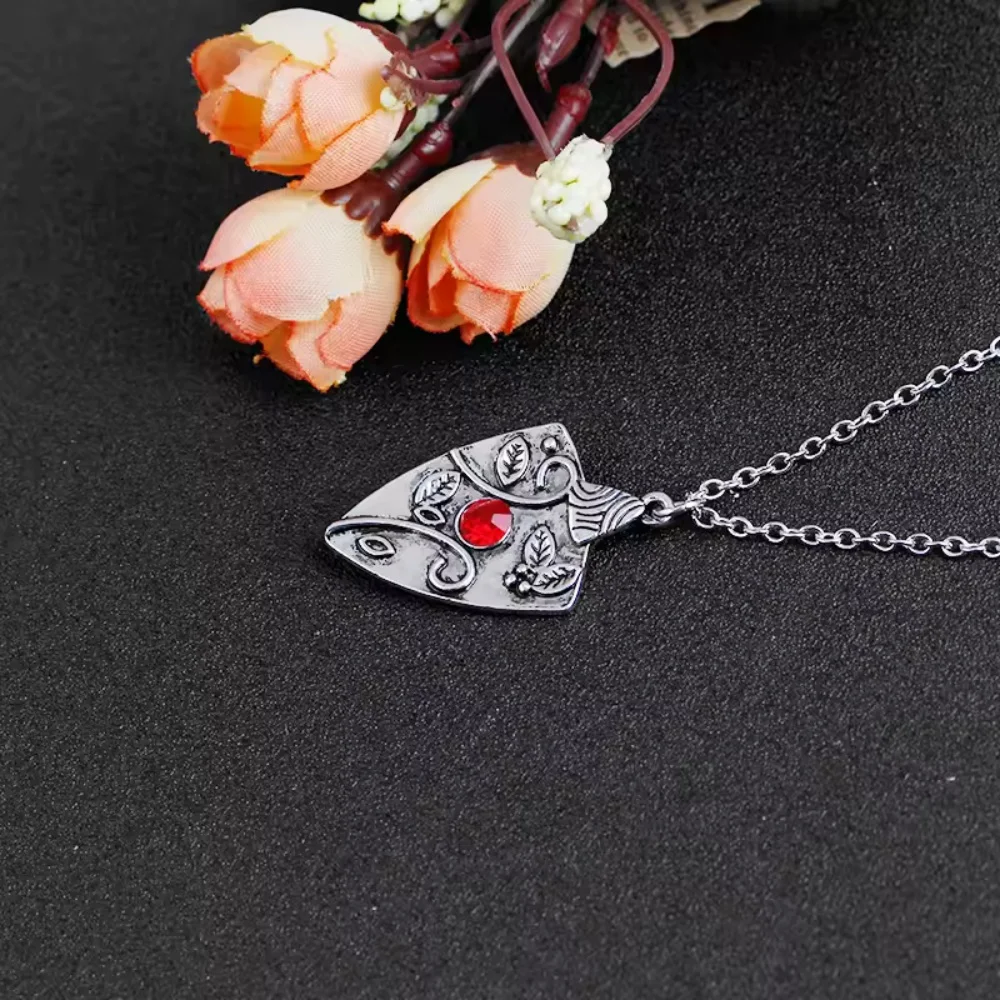 Vampir-tagebuch, Katharina retro-katharina, modeschmuck, cotopy khapling isla khasplay Image