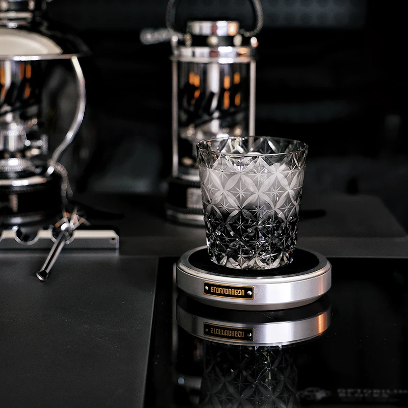 Ästhetischer Camping-Tassenuntersetzer – CNC-Aluminiumbasis mit Silikoneinlage zur Erstellung einer Atmosphäre Image