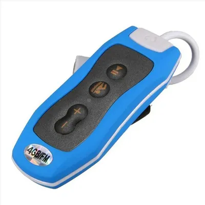New Waterproof IPX8 Clip MP3 Player FM Radio Stereo Sound Swimming Diving Surfing Cycling Sport