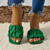 Sommer Hausschuhe für Frauen Flip-Flops Wohnungen Neue Plissee Koreanische Hausschuhe Frauen Sandalen Grün Slip auf Schuhe Plus Größe 35-42