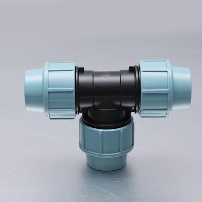 T-förmiger Wasserrohrverbinder mit drei weiblichen Auslässen (3 x 32 mm) Klemmverbinder für Image