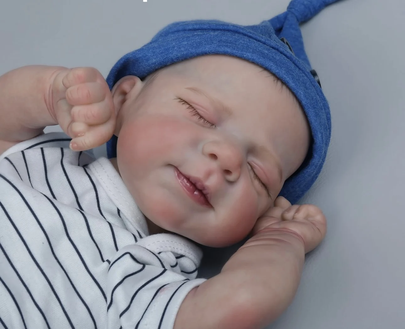 18 Zoll Close Eyes Pascale Ganzkörper-weicher Vinyl-Bebe-Reborn-Junge und Mädchen mit bemaltem Haar, 3D-bemalte Haut, lebensechte wiedergeborene Puppe