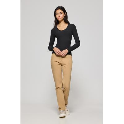 T-Shirt Penelope schwarz mit perlmuttfarbenem Polo Club Knopf Image