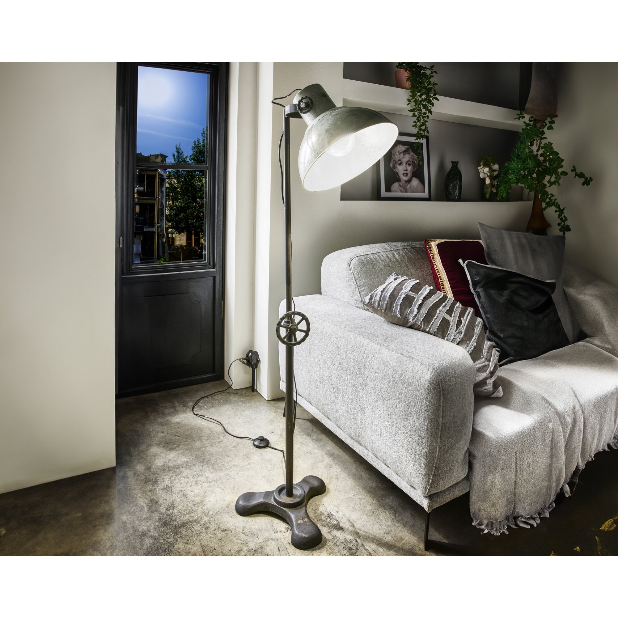 die Faktorei »Jimmy« Stehleuchte