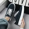 Atmungsaktive Turnschuhe für Herren, lässig, Boardschuh, Designer, luxuriös, elegant, Größe 40,