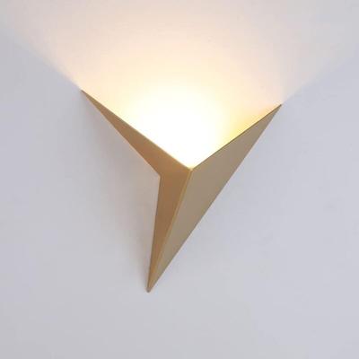 3W led Wandleuchte für den Innenbereich, goldenes Dreieck, kreative Wandlampe, 3000K Warmweiß, Image