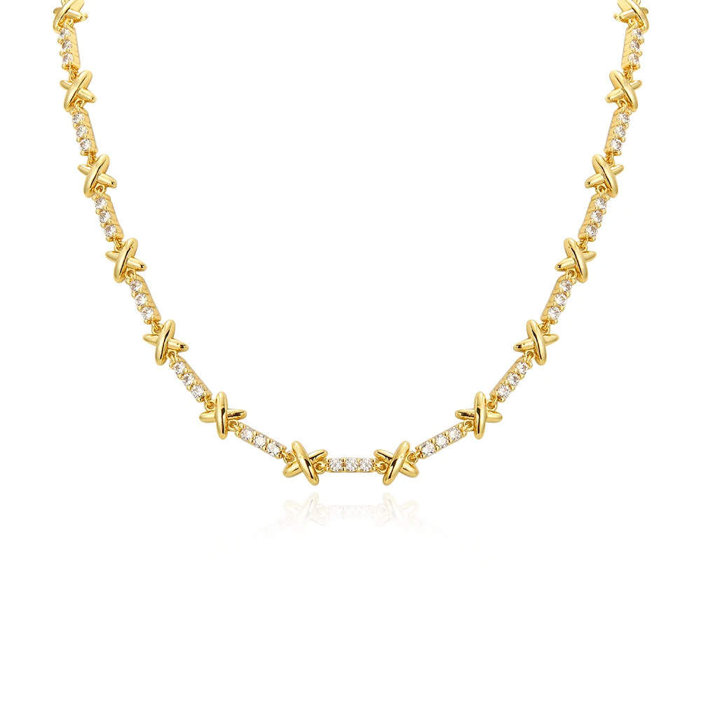 Klobige X-Kreuz-Halskette für Frauen, ästhetische Kreuze, goldfarbene Kristallkette am Halsband, Statement-Modeschmuck Image