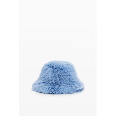 Faux fur bucket hat