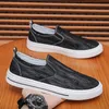 Schwarze Leinwand leichte atmungsaktive Freizeit One Kick Herren vulkan isieren Schuhe Sommers port Größe 44 Trends 2024 Trend Turnschuhe männlich