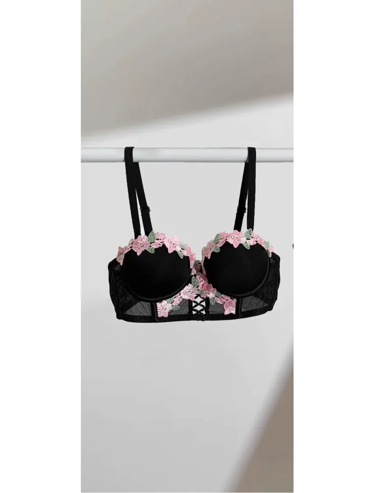 MOYISU Ethnisch besticktes BH-Set – Modische cremefarbene Dessous für zierlichen Rahmen, Retro-Chic-Bralette mit atmungsaktivem Baumwollfutter Image