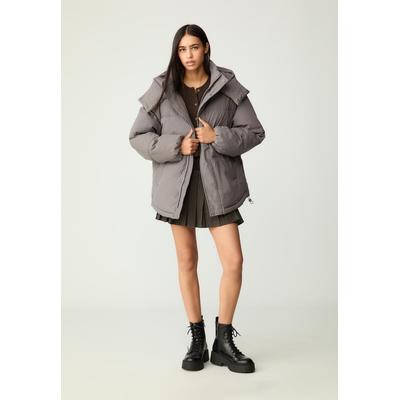 Stradivarius Oversize hooded puffer jacket Grey XL