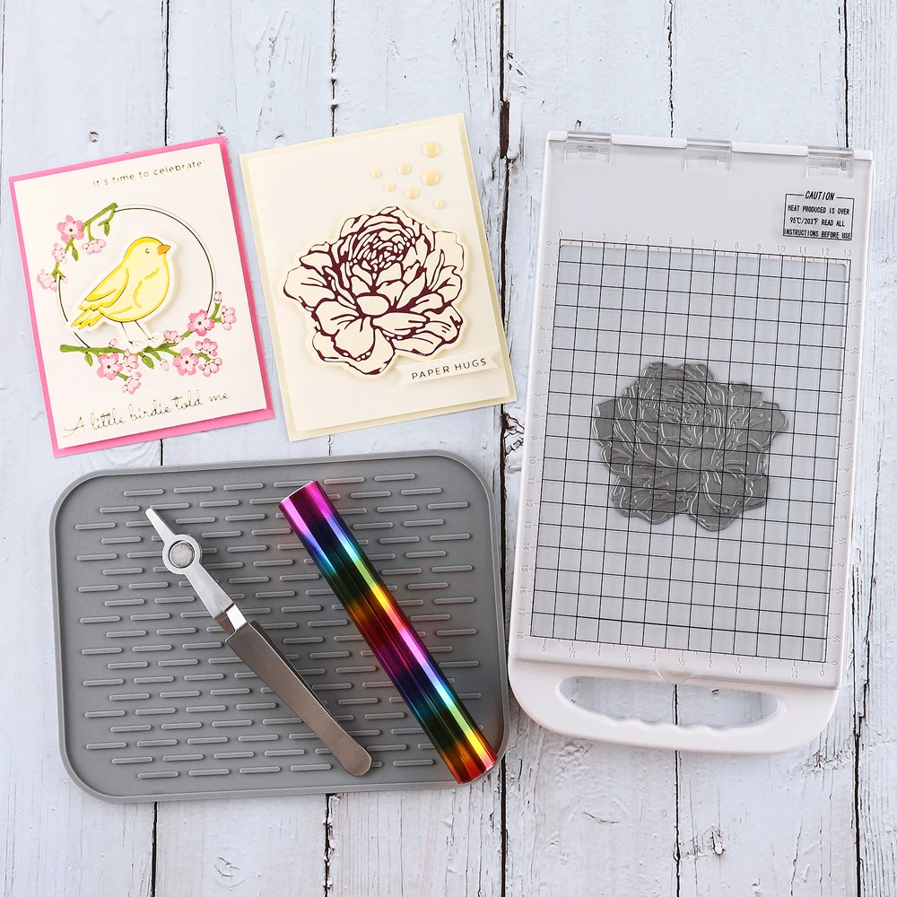 Heißprägefolienmaschine mit US/EU/UK-Steckern zum Basteln von Grußkarten, Foliendesigns mit den Folienplatten und wärmeaktivierten Folien Image