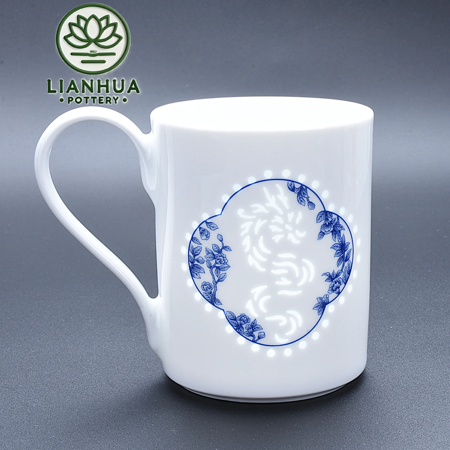LIANHUA POTTERY Linglong Porzellantasse 350 ml, handgefertigte blaue und weiße chinesische Sternzeichen Loong-Tasse, Jubiläums- und Geburtstagsgeschenk Image