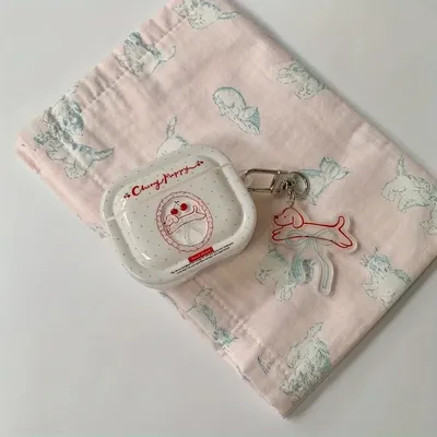 [Fp] Schlichtes Mädchen milchig weiß gepunktet rot Kirschhund passend für AirPods4 Schutzhülle AirPods 1/2 Generation Image