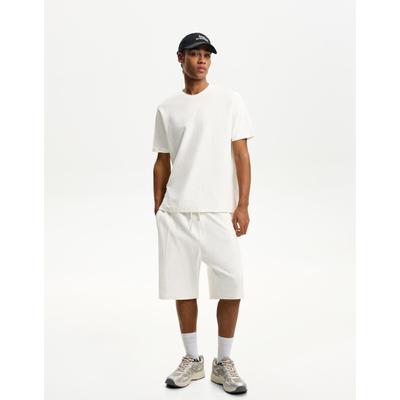 Bershka Textured Bermuda Shorts Men M Off White
