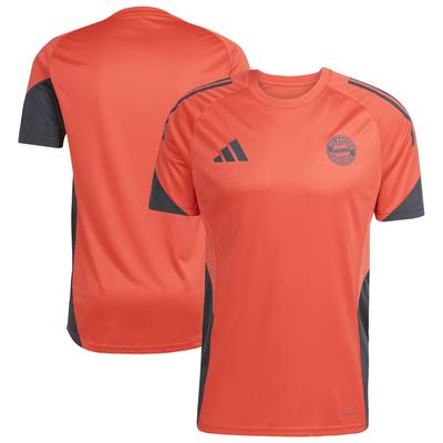 FC Bayern München Tiro 25 Competition Trainingstrikot Image