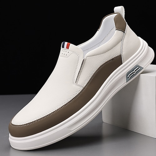 weiße Slip-On-Sneaker für Herren mit braunem Akzent und bequemer Gummisohle – lässiges Schuhwerk für den Alltag und Wochenendausflüge Image