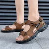 Männer Casual Sandalen Outdoor Atmungsaktive Strand Urlaub Schuhe Anti-rutsch Tragbare Leder Sandalen Leichte Männer Sandalen Größe 38-46